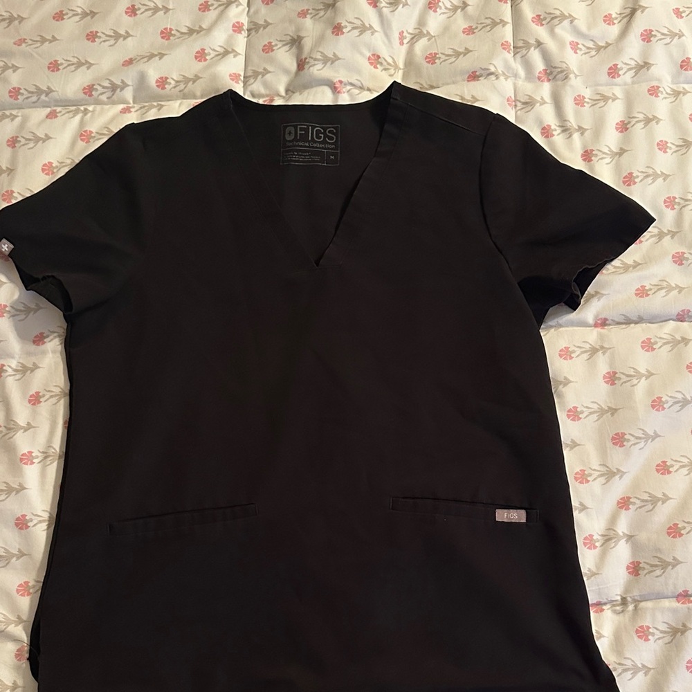 Figs Black V-Neck Scrub Top